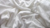 Mikroflanelová plachta biela
