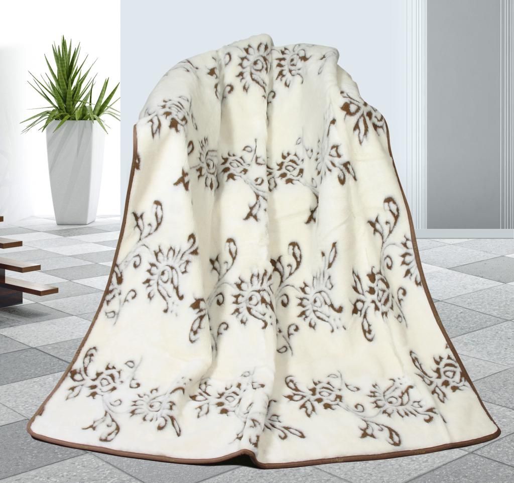 Bielo-hnedá vlnená deka z kašmíru s motívom ornamentov